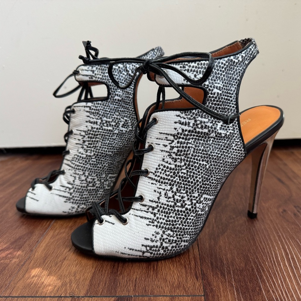 Rebecca Minkoff Rio Lizard Print Lace Up Heels - Size 7